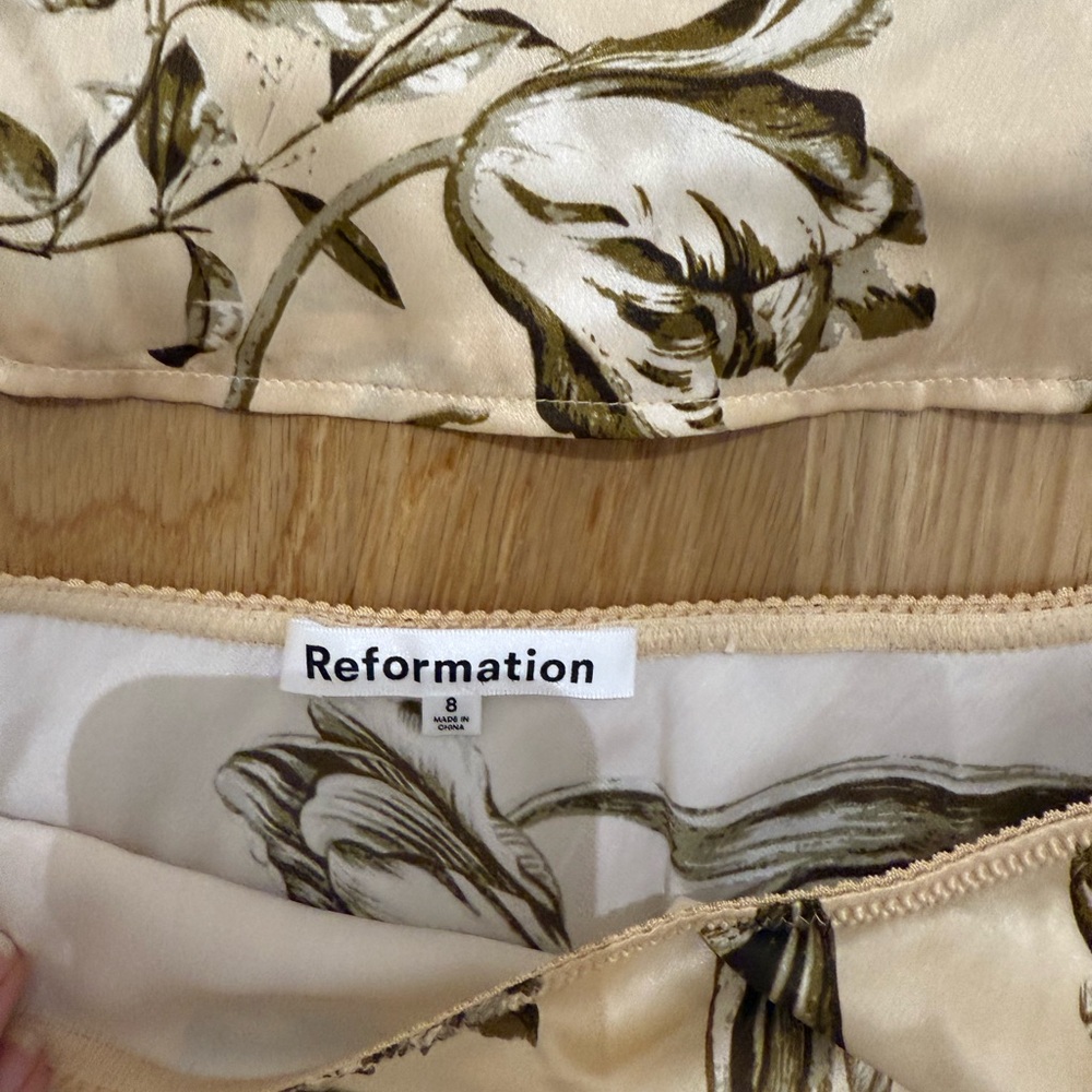 Reformation - Silk Two Piece Set - Picture 3 of 5